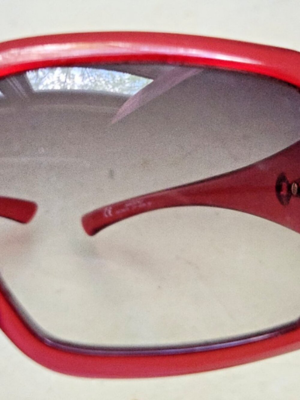 Gucci GG 2562/S Red Shield Sunglasses Italy Vintage Y2K Horsebit 60 15 115 - Picture 6 of 16
